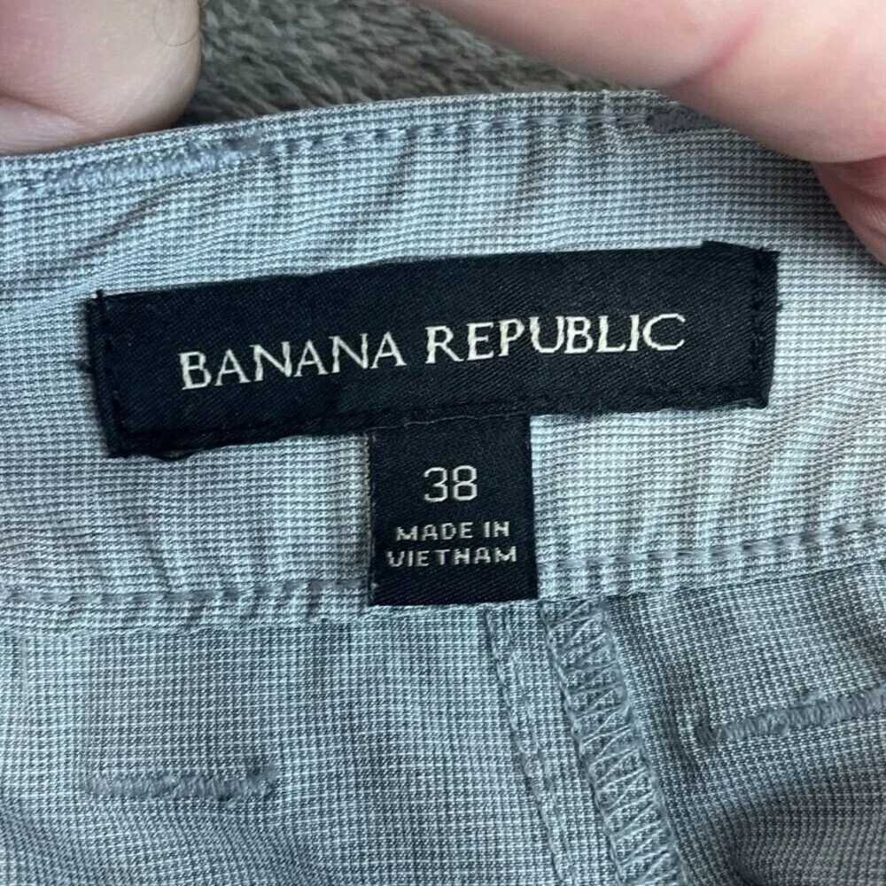 Banana Republic Mens Gray Stretch Shorts Size 38 Made In Vietnam *flaw* a1653